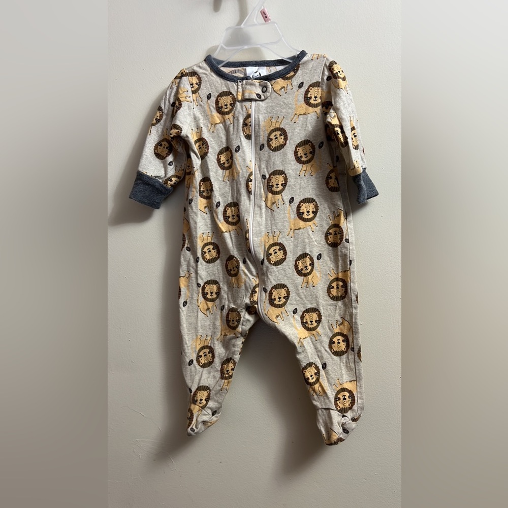 🦁 Gerber Footies 🦁